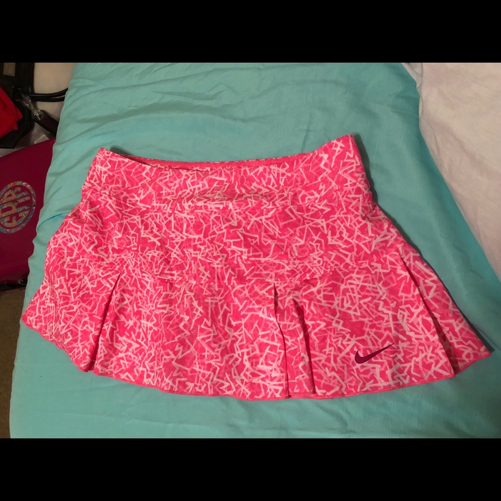Nike Women’s tennis skirt/skort